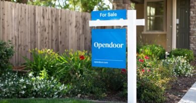 Opendoor buys Doma closing, escrow business to lower mortgage refinance costs