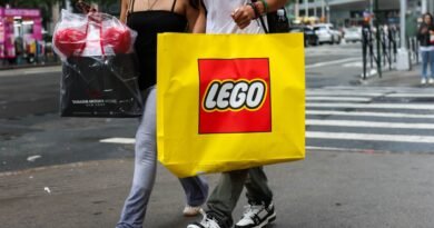 Lego keeps beating the toy industry. Its secret weapon is not what you’d expect Lego keeps beating the toy industry. Its secret weapon is not what you’d expect