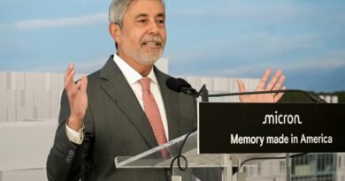 Micron revenue almost triples, tops estimates as demand for memory soars Micron revenue almost triples, tops estimates as demand for memory soars