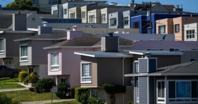 Mortgage demand drops more than 10% as rates hit the highest level since October Mortgage demand drops more than 10% as rates hit the highest level since October