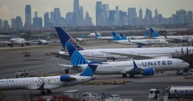 United Airlines hikes checked bag fee by $10 as fuel prices continue to climb