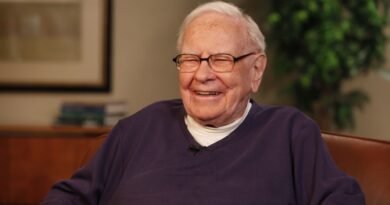 Warren Buffett says he’s still making calls on investments at Berkshire, flags ‘tiny’ new