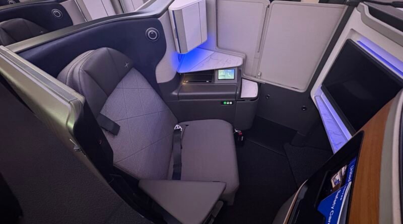 Basic business class is here with new, stripped-down United Polaris fares