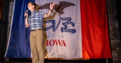 Democrats see midterm hope in reliably red Iowa as Trump approval ratings sag