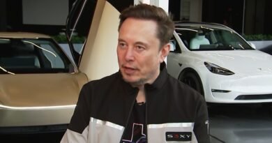 Tesla misses on earnings, as free cash flow turns negative and margins slide