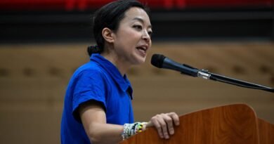 Democrats clash again in Minnesota and Wisconsin primaries as big midterm races take shape