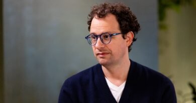 Anthropic CEO Amodei set to meet with Trump after missing state dinner