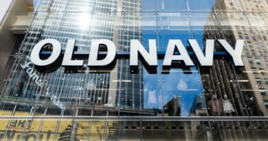 Stocks making the biggest moves after hours: Gap, Workday, Autodesk and more Stocks making the biggest moves after hours: Gap, Workday, Autodesk and more