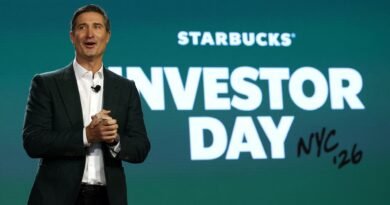 Why a Starbucks takeover of Chipotle would — and wouldn’t — make sense for both companies