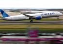 United Airlines slashes 2026 profit outlook on fuel prices, but travelers keep booking
