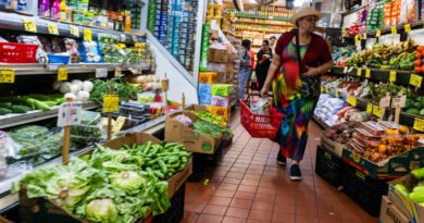 Third-quarter U.S. GDP increases a better-than-expected 3.4% as September inflation
