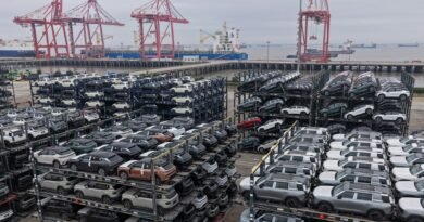 China’s exports and imports surge past expectations in September