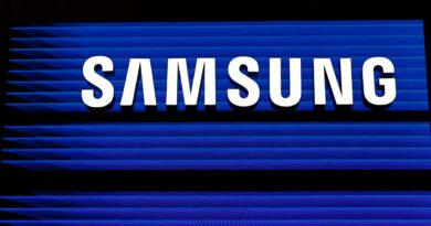 Samsung Electronics shares slid despite record profit in the third-quarter